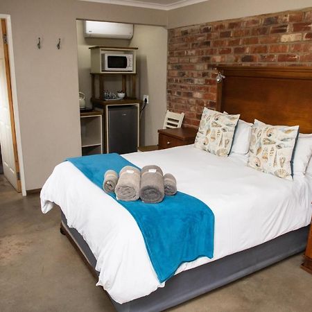 Opstal Guestfarm Hotel Potchefstroom Exterior photo