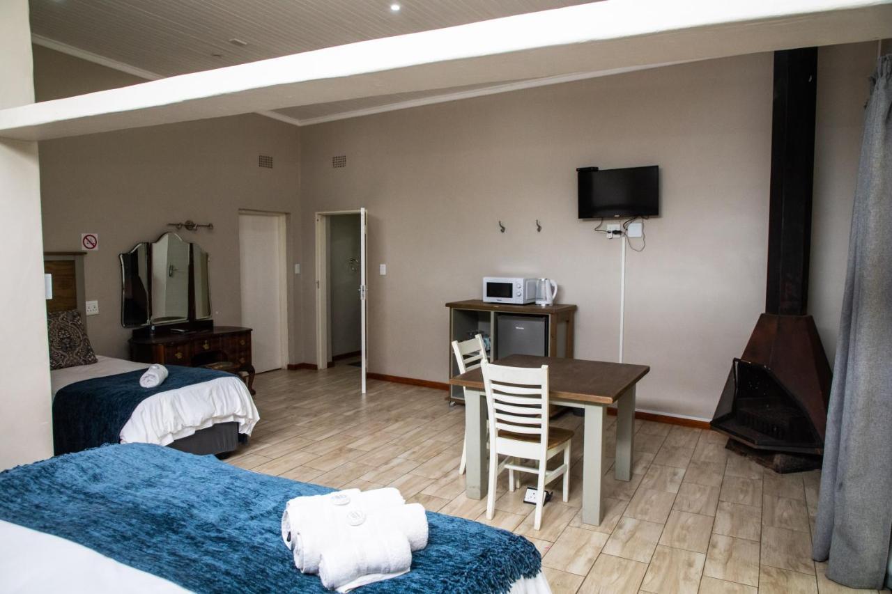 Opstal Guestfarm Hotel Potchefstroom Exterior photo