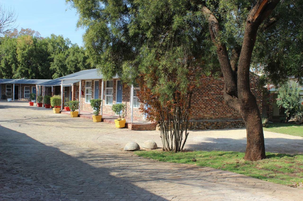 Opstal Guestfarm Hotel Potchefstroom Exterior photo